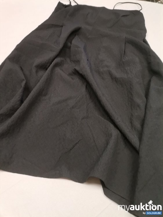 Artikel Nr. 838380 Artikel Nr. 838380: H&M Trägerkleid