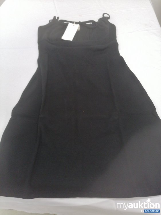 Artikel Nr. 743381: A lot less Kleid 