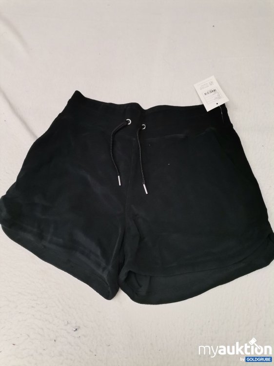 Artikel Nr. 676382: Stronger Samt Shorts 