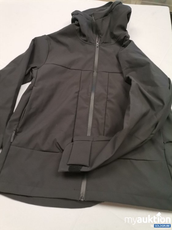 Artikel Nr. 823382 Artikel Nr. 823382: H&M Move Jacke