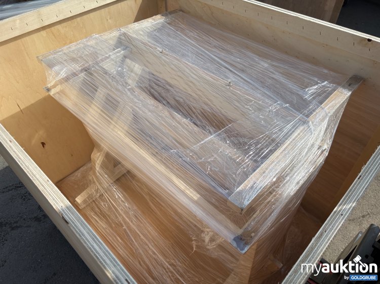 Artikel Nr. 443385: Holztische laut Foto ca. 100x80cm