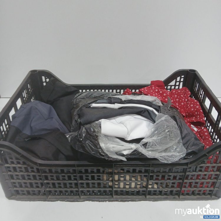 Artikel Nr. 917386: Diverse Bekleidung 