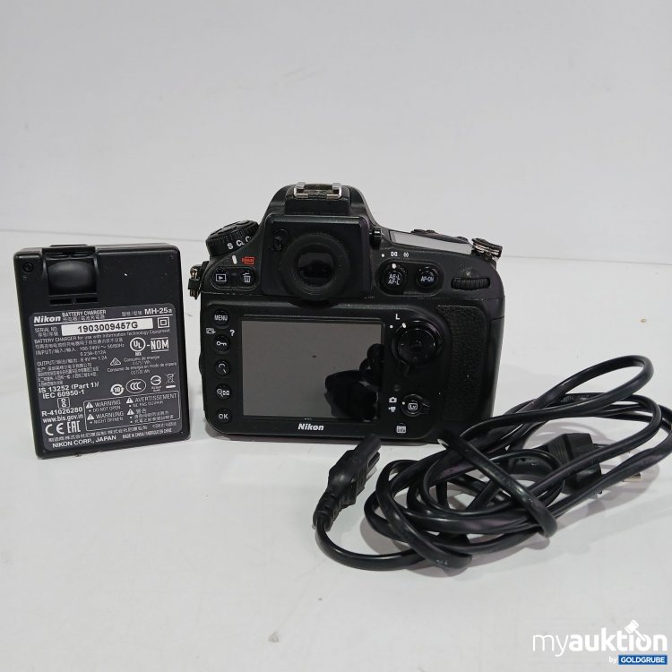 Artikel Nr. 805394 Artikel Nr. 805394: Nikon D800 36.3MP SLR Digitalkamera