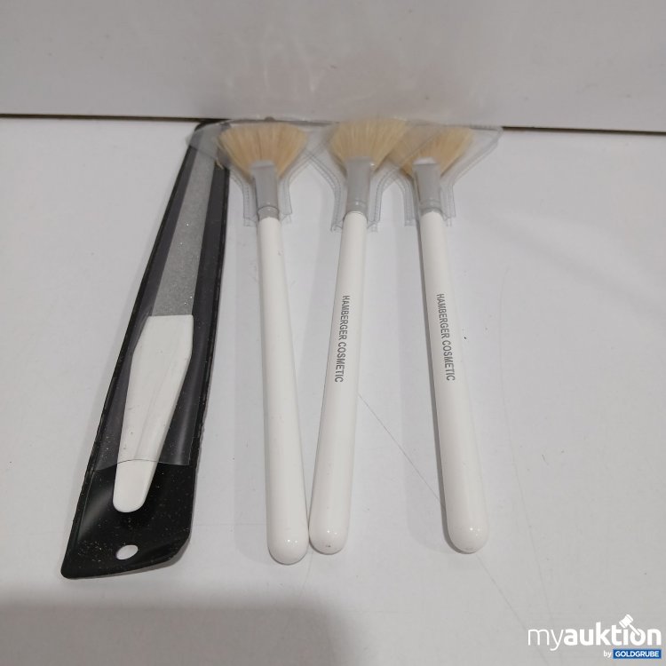 Artikel Nr. 892394: Hamburger Cosmetic Pinsel Set mit Nagelfeile 