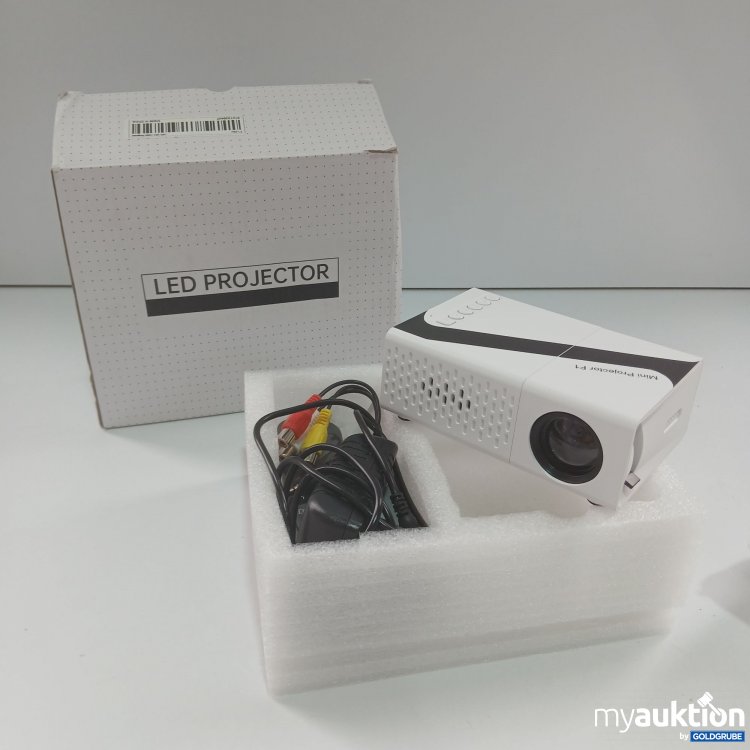 Artikel Nr. 840395 Artikel Nr. 840395: LED Projector Mini Projektor F1