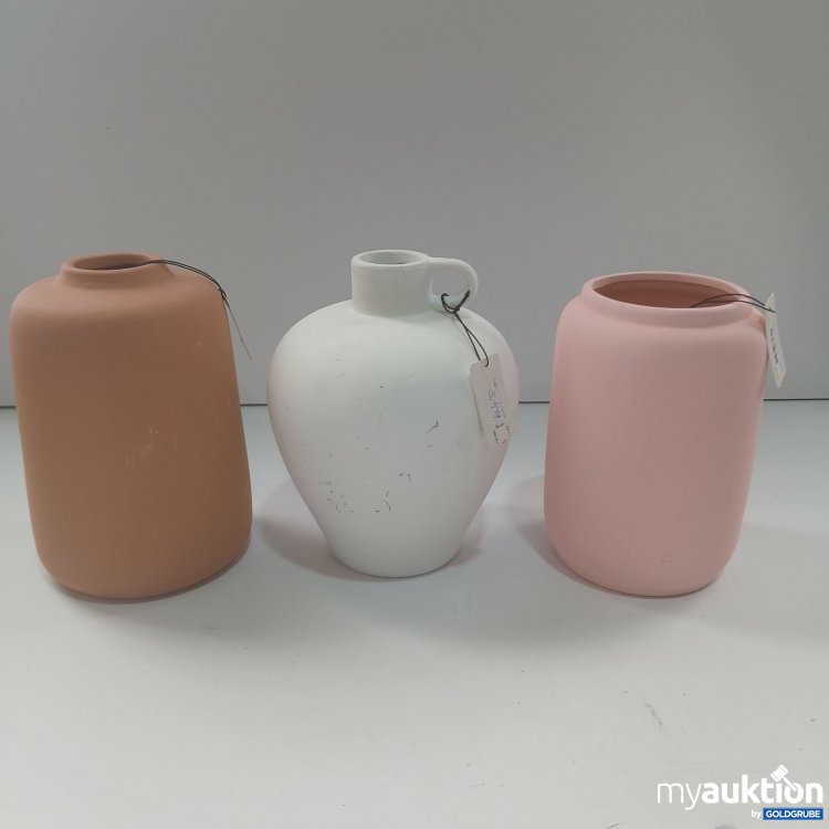Artikel Nr. 902397: Diverse Vase 3 Stück ca.23cm