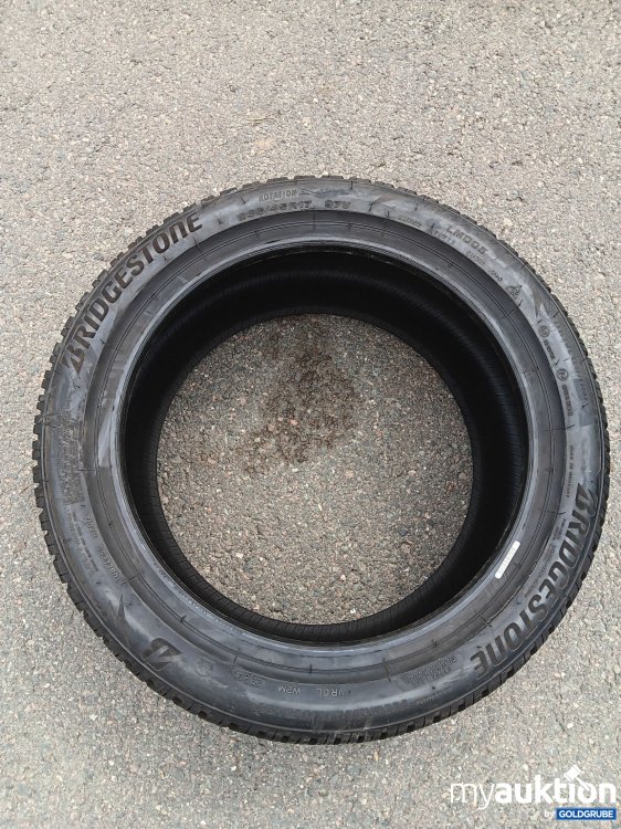 Artikel Nr. 440401 Artikel Nr. 440401: Bridgestone Blizzak LM005 235/45R17 97V