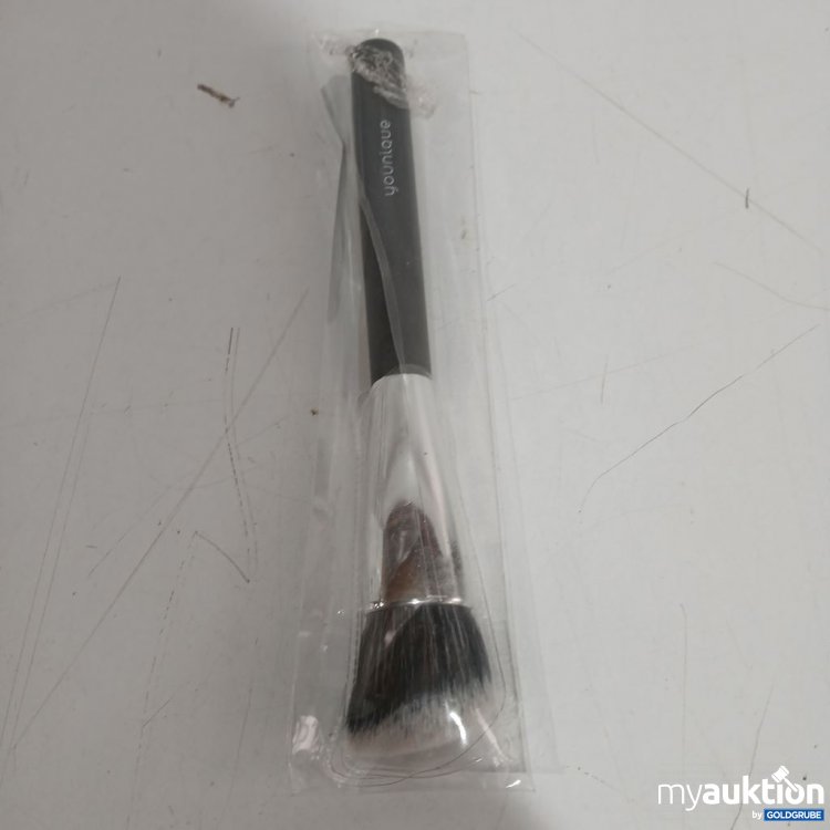 Artikel Nr. 918401: Younique Pinsel