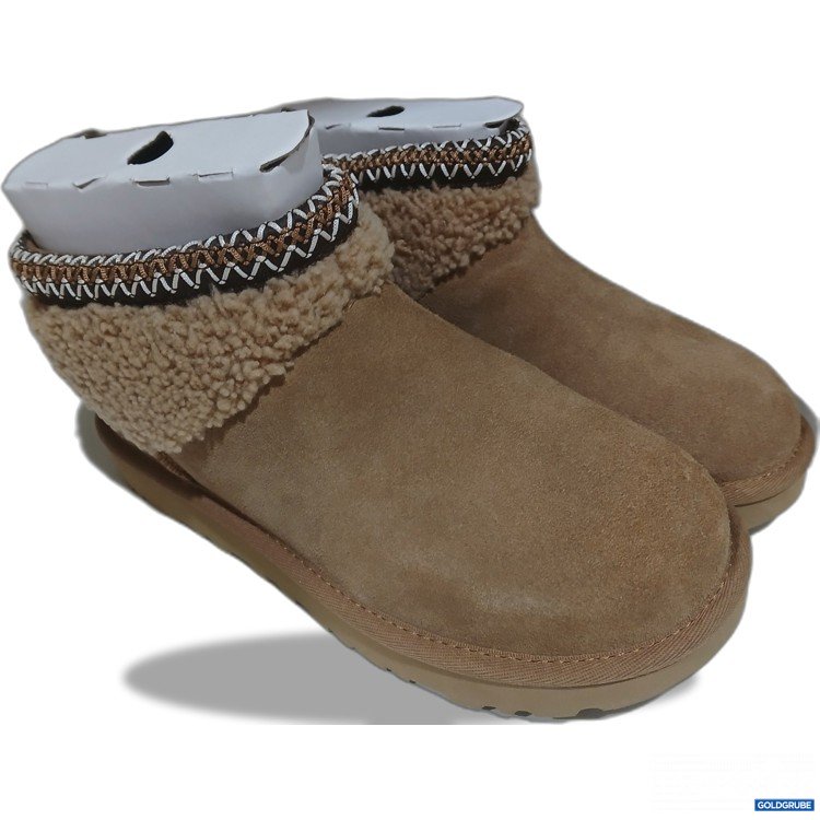 Artikel Nr. 462402 Artikel Nr. 462402: UGG classic ultta mini maxi curly Schuhe