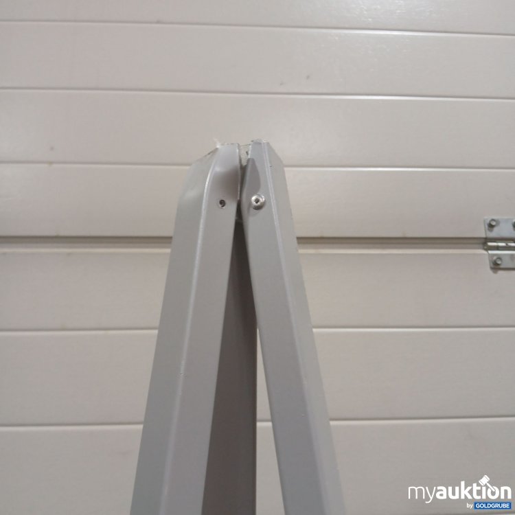 Artikel Nr. 887405 Artikel Nr. 887405: Tripod Dreibein