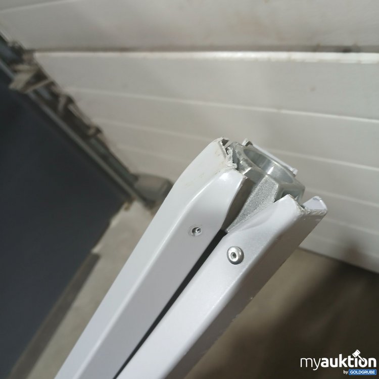 Artikel Nr. 887405 Artikel Nr. 887405: Tripod Dreibein