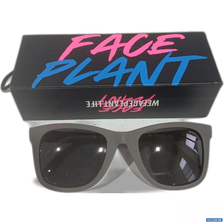Artikel Nr. 989409 Artikel Nr. 989409: Face Plant Sonnenbrille