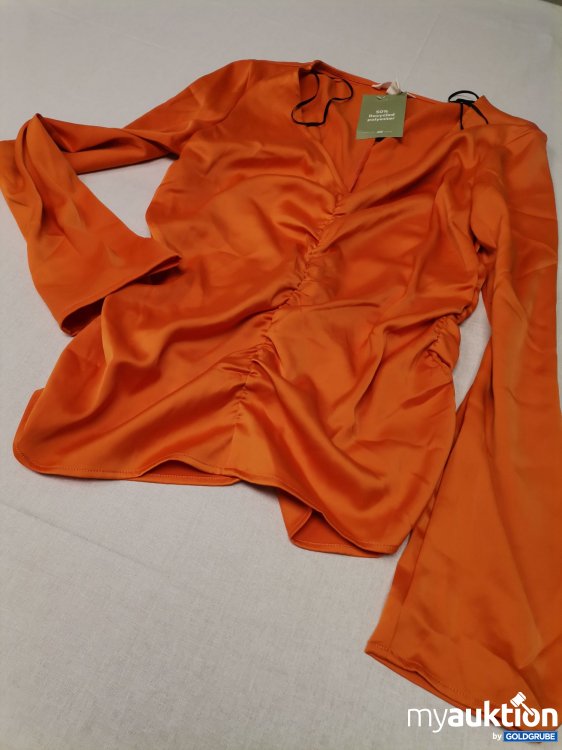 Artikel Nr. 716411 Artikel Nr. 716411: H&M Satin Shirt