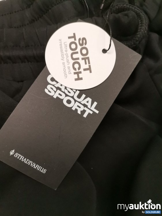 Artikel Nr. 881412: Stradivarius Schlupfhose 