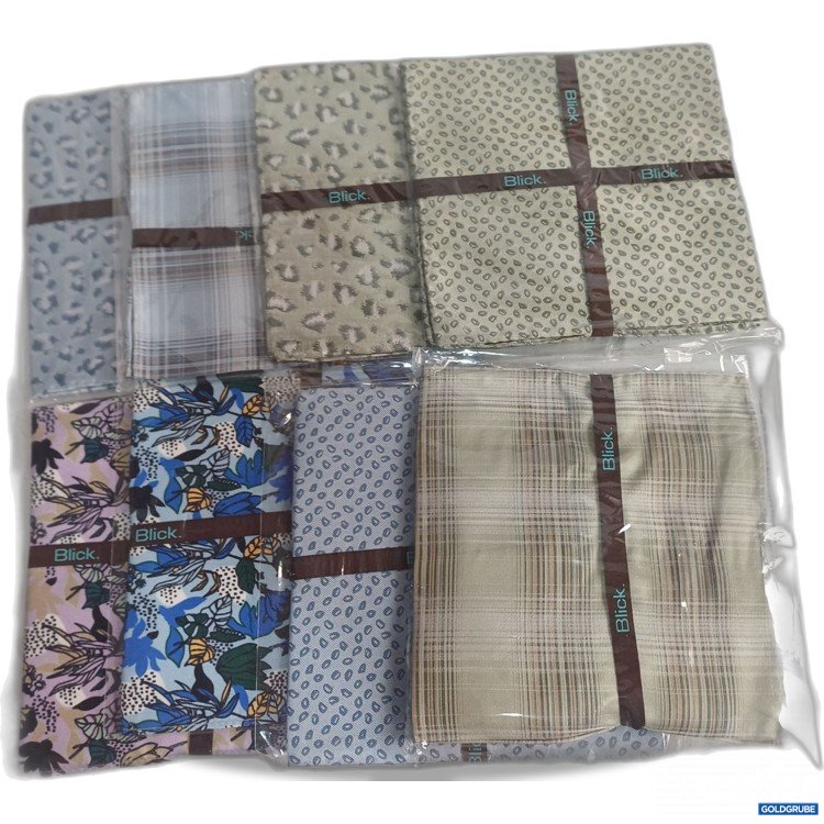 Artikel Nr. 983412: Blick 1 Set 8Stk diverse Seiden-Stoffe mit Muster, ca.32x32cm