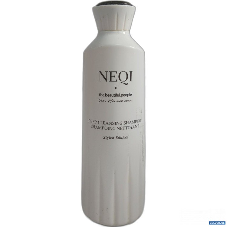 Artikel Nr. 460415 Artikel Nr. 460415: NEQI Deep Cleansing Shampoo Stylist Edition 330ml