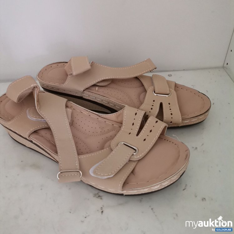 Artikel Nr. 819415 Artikel Nr. 819415: Sandalen