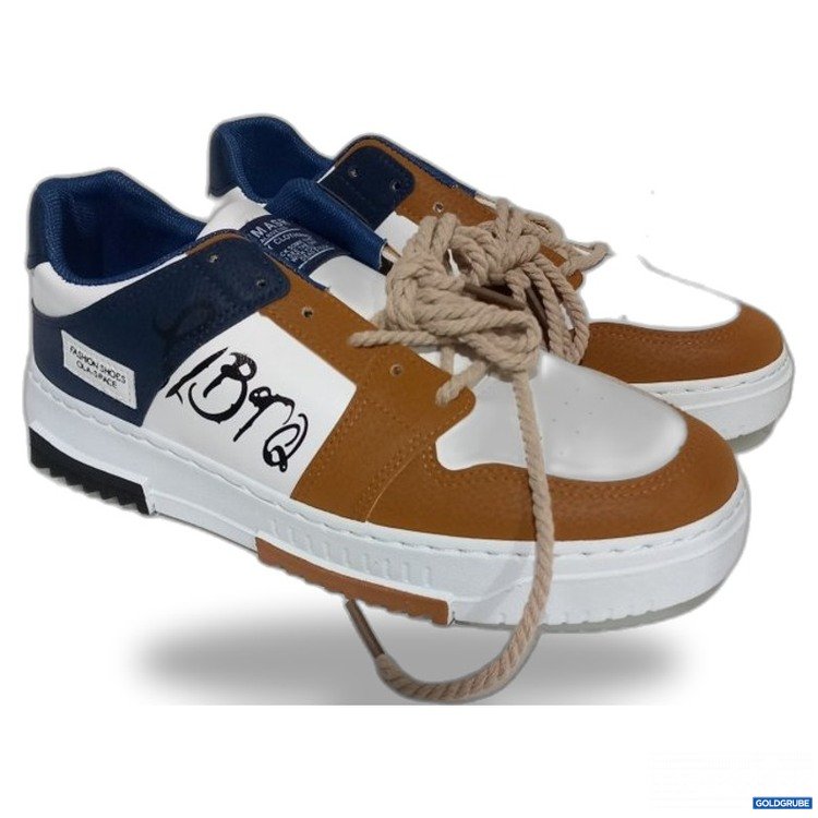 Artikel Nr. 467419 Artikel Nr. 467419: Sportschuhe mehrfarbig