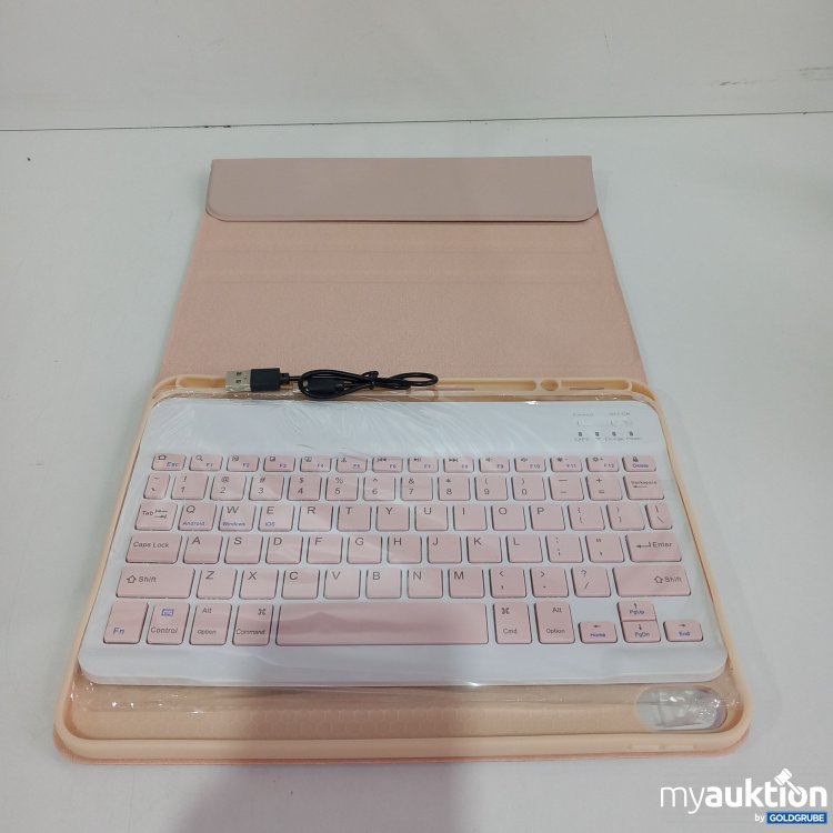 Artikel Nr. 821419 Artikel Nr. 821419: Hülle und Tastatur for I Pad (10 Gen) 10.9" 2022
