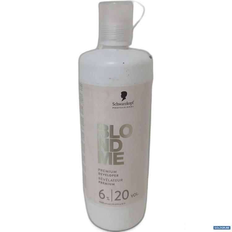 Artikel Nr. 982419 Artikel Nr. 982419: Schwarzkopf Professional BLOND ME Premium Developer 6%
1000ml