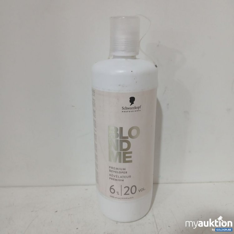 Artikel Nr. 982419 Artikel Nr. 982419: Schwarzkopf Professional BLOND ME Premium Developer 6%
1000ml