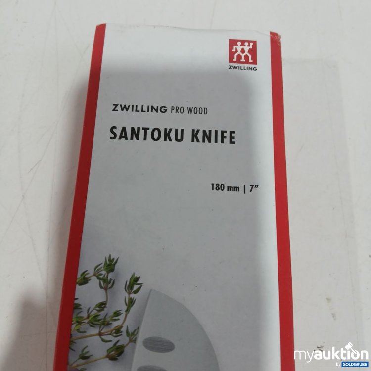 Artikel Nr. 955420 Artikel Nr. 955420: Zwilling Pro Wood Santoku Knife 180 mm