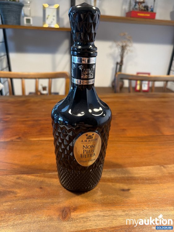 Artikel Nr. 891421 Artikel Nr. 891421: Flasche A.H.RIISE Non Plus Ulta Black Edition