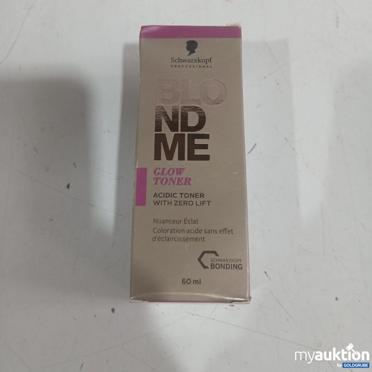 Artikel Nr. 988421 Artikel Nr. 988421: Schwarzkopf BLONDME Glow Toner Acidic 10-1 Ice Glacier 60 ml