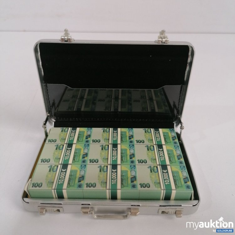 Artikel Nr. 847422 Artikel Nr. 847422: Geschenkebox Koffer 10x6.5cm