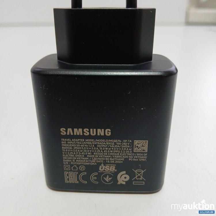 Artikel Nr. 831427 Artikel Nr. 831427: Samsung Schnelles USB-C Ladegerät Set