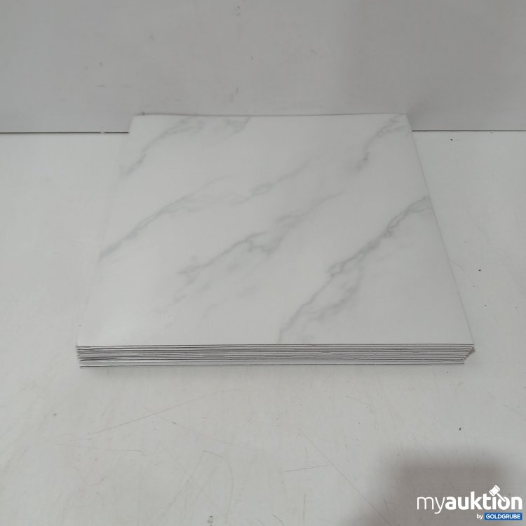 Artikel Nr. 987429: Vinyl Klebefliesen in Weißer Marmor Optik 20Stk, ca 30×30cm