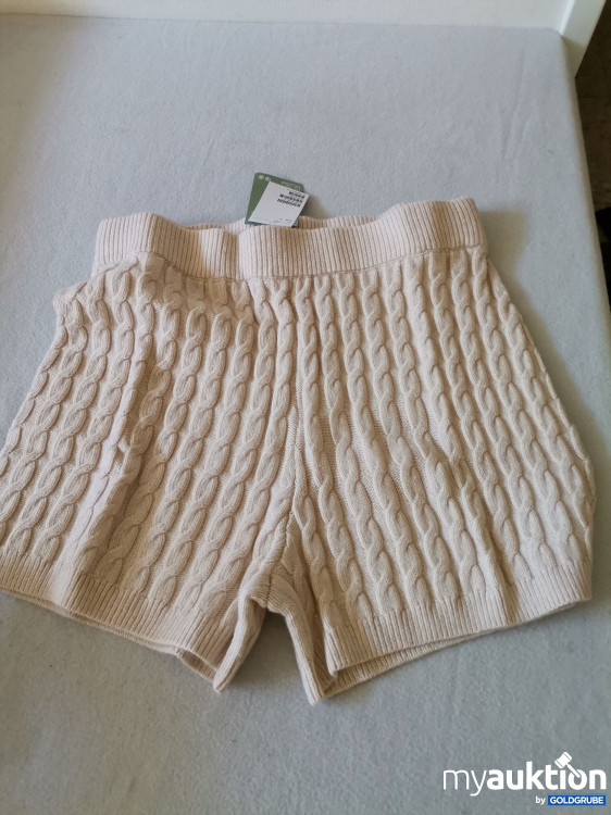 Artikel Nr. 276432 Artikel Nr. 276432: H&M Strickshort