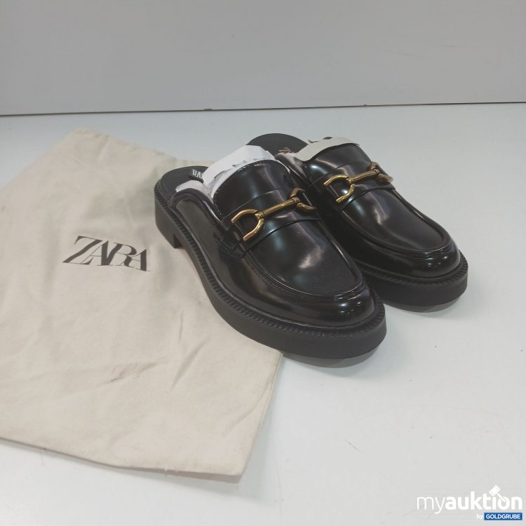 Artikel Nr. 912433 Artikel Nr. 912433: Zara Damenschuhe