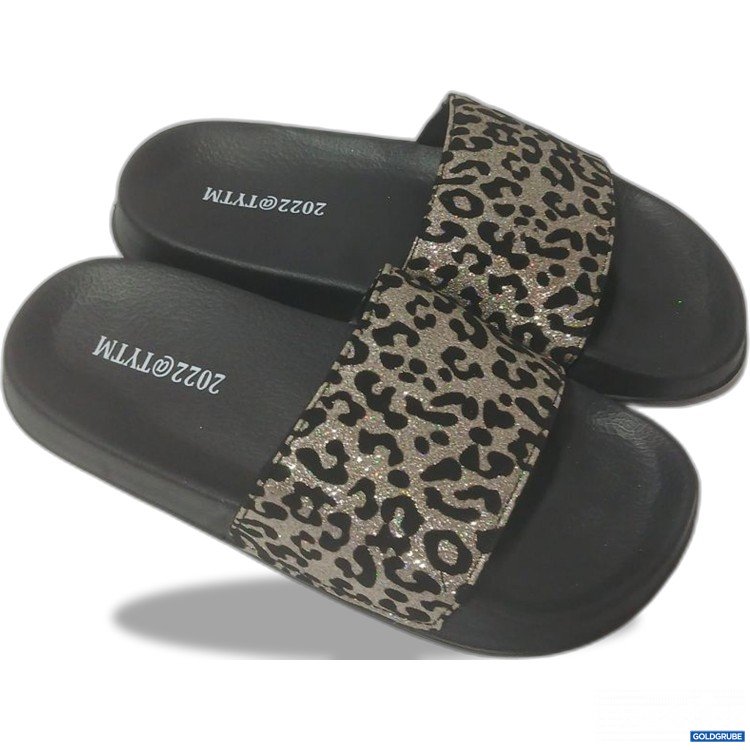 Artikel Nr. 933433:  Slipper mit Leopardenmuster
Gr 39