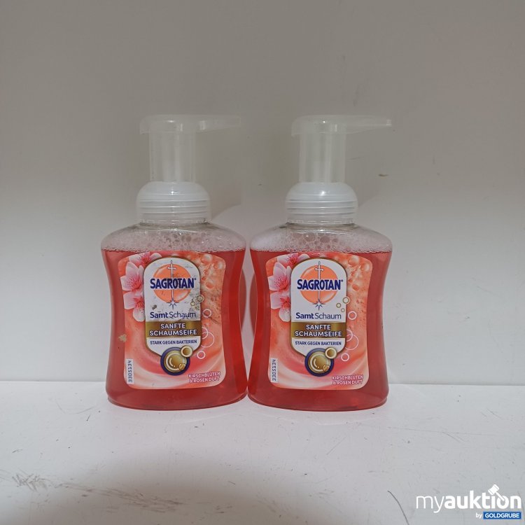 Artikel Nr. 985438 Artikel Nr. 985438: Sagrotan Samt-Schaum Seife Kirschblüte & Rose, 2x250ml