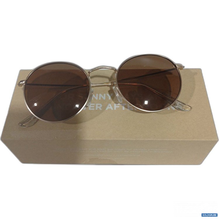 Artikel Nr. 916443 Artikel Nr. 916443: For Sunny Days and Hangover Afternoons Sonnenbrille