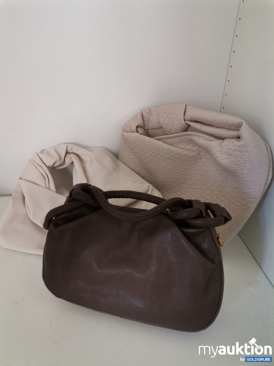 Artikel Nr. 848446 Artikel Nr. 848446: Handtaschen lt Foto