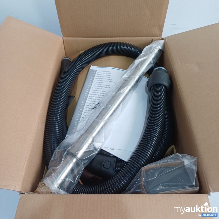 Artikel Nr. 982447 Artikel Nr. 982447: AEG Bodensraubsauger Clean 6000, AllFloor Auto-Düse, AB61C1WP