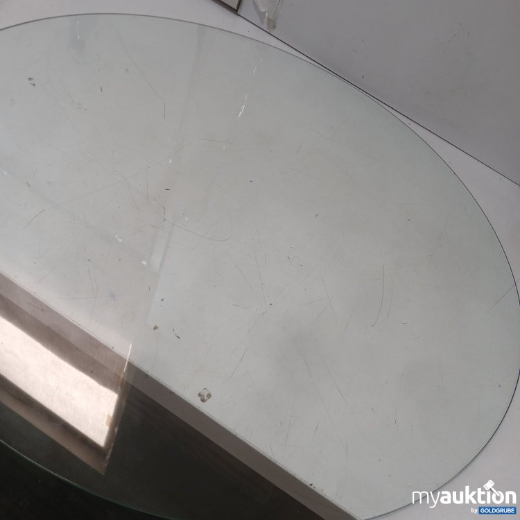 Artikel Nr. 464449: Runde Glasplatte für einen Tisch.
Tischbeine nicht vorhanden 
Durchmesser ca. 90cm