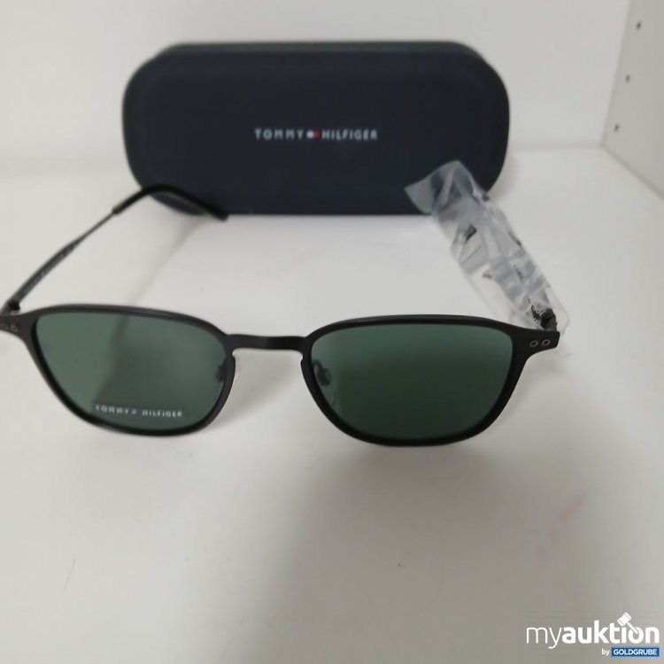 Artikel Nr. 918452 Artikel Nr. 918452: Tommy Hilfiger Sonnenbrille