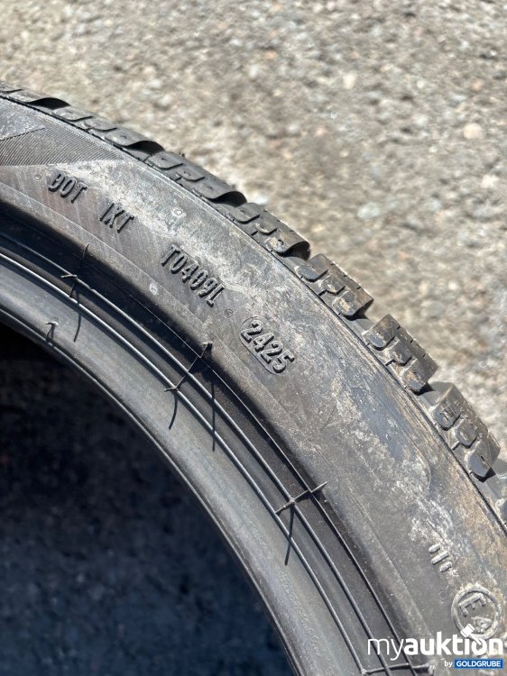 Artikel Nr. 445454 Artikel Nr. 445454: Pirelli Sommerreifen 225/40 R20 94Y