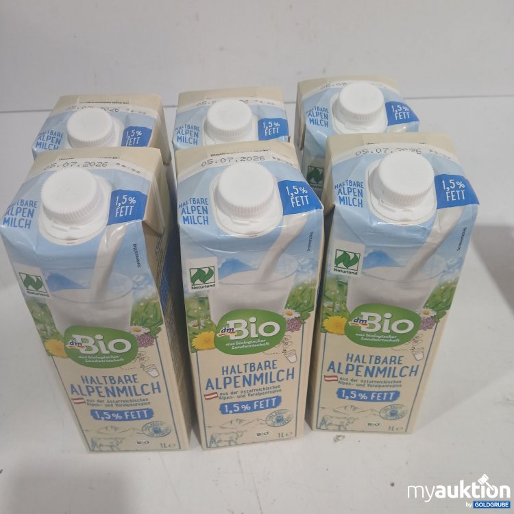 Artikel Nr. 979455 Artikel Nr. 979455: Bio Haltbare Alpenmilch 1,5% Fett je 1L