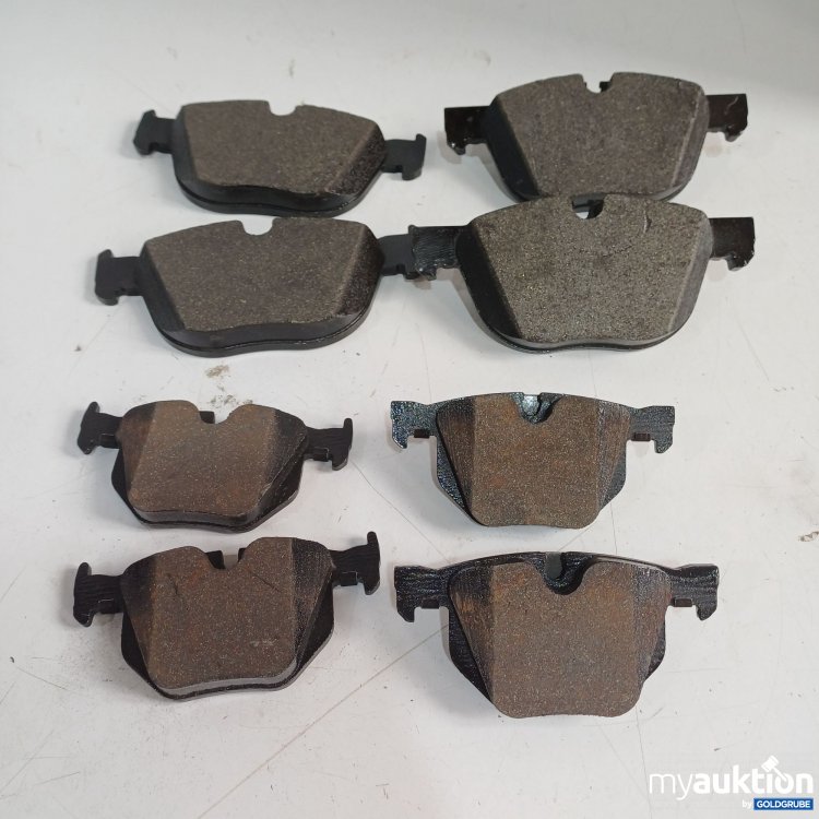 Artikel Nr. 983459: Bremsscheibe 1 Stk, Bremsbelägen 8Stk für BMW