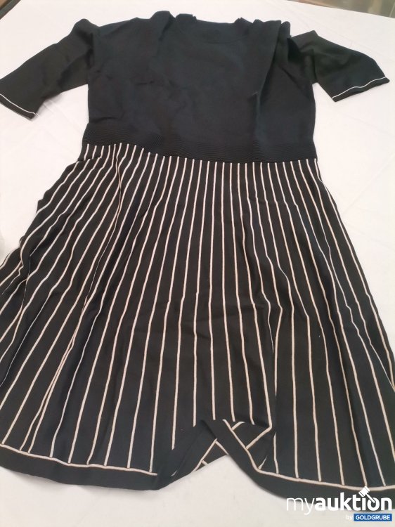 Artikel Nr. 823461 Artikel Nr. 823461: Christian Berg Kleid Strick