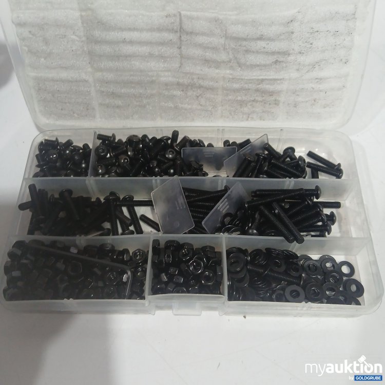 Artikel Nr. 898461: Schrauben Muttern Set 630Stk