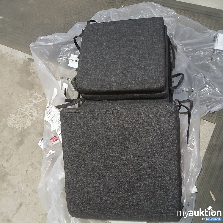 Artikel Nr. 955464: Diverse Sitzkissen Grau 2Stk 49x49cm 2Stk 108x49cm  1Stk 175x49cm