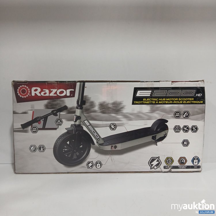 Artikel Nr. 916467 Artikel Nr. 916467: Razor Electric Hub Motor Scooter 13173887
