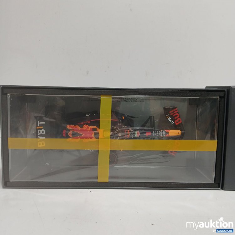 Artikel Nr. 956468: Spark Oracle Red Bull Racing RB18 Winner Japanese GP 2022 1:18scale 