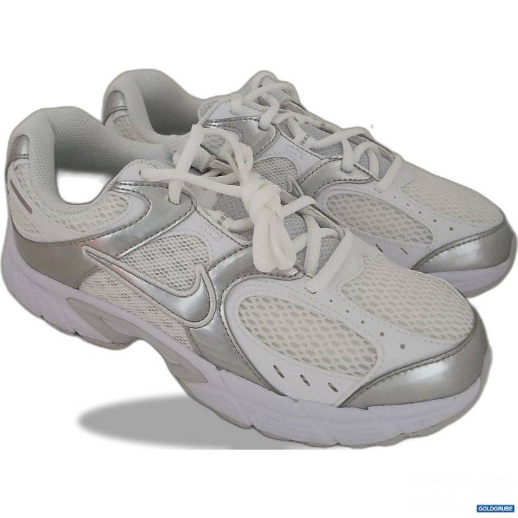 Artikel Nr. 893469 Artikel Nr. 893469: Nike V5 RNR (GS)