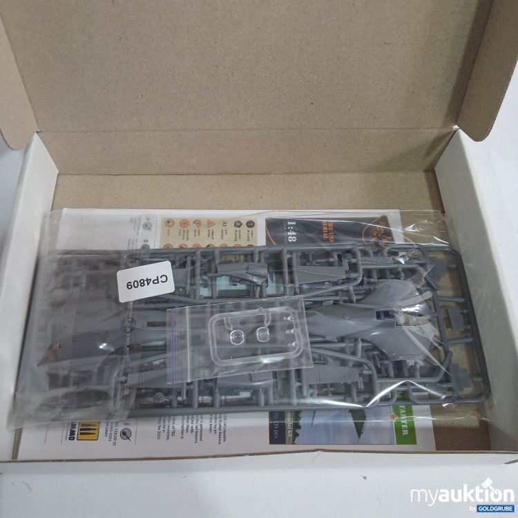 Artikel Nr. 867470: Starter TB.2 UAV unmaned aerial vehicle 1:48 CP4809 